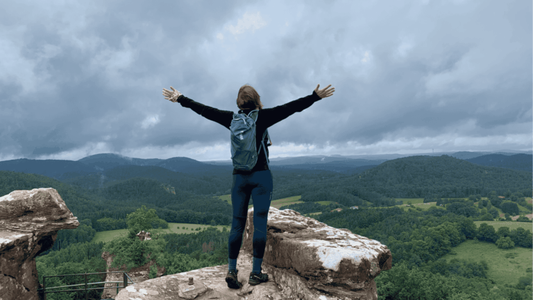 Gefühl von Freiheit und Glück beim Wandern
