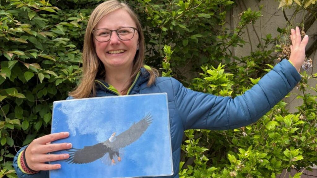 Corinna Behling mit Adlerbild ZRM