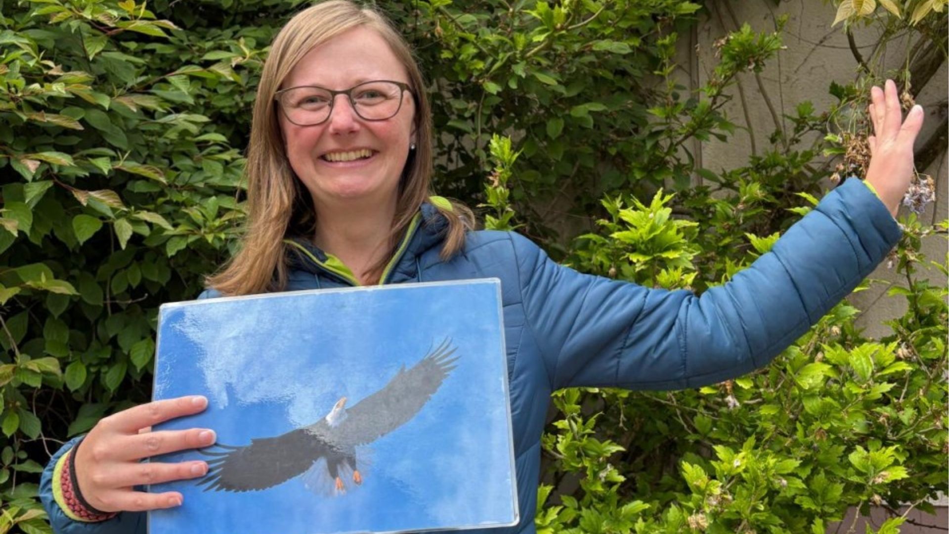 Corinna Behling mit Adlerbild ZRM